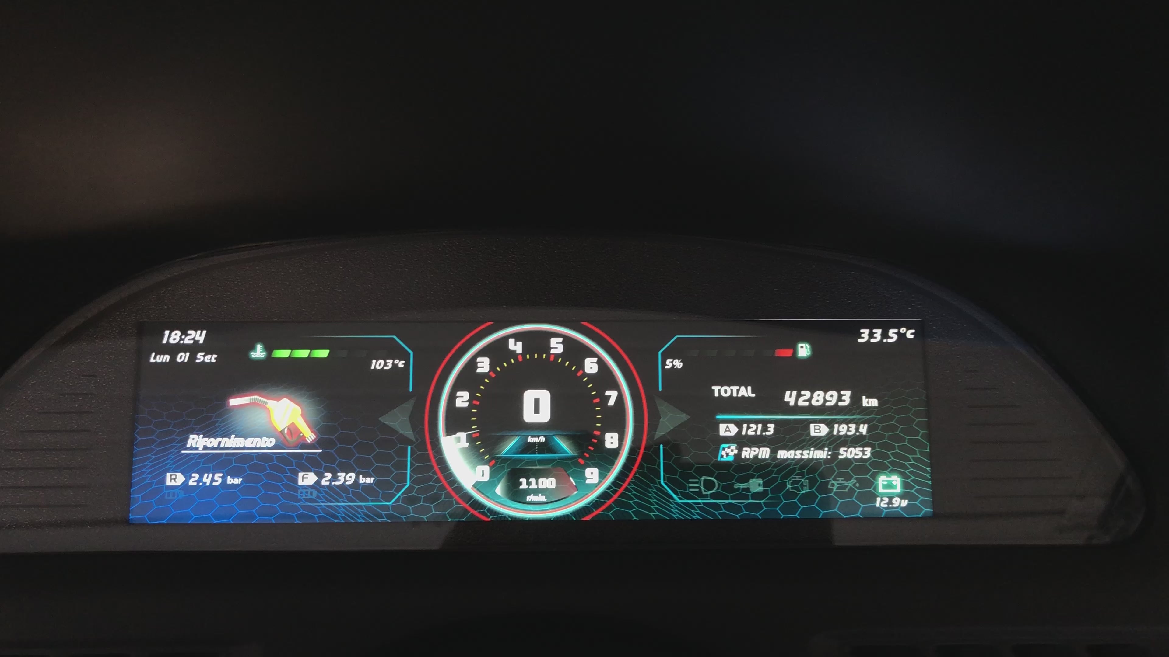 T-DIGIT 500 – Digital Cockpit Plug & Play per Yamaha TMAX 500 (2004–2007)