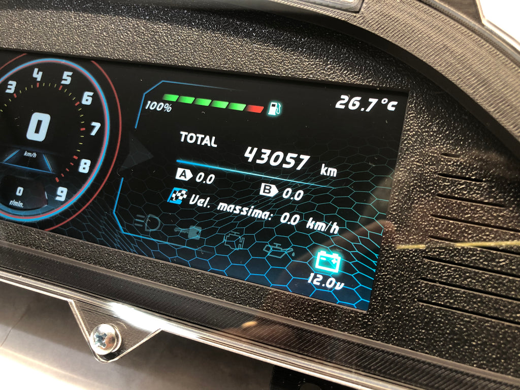 T-DIGIT 500 – Digital Cockpit Plug & Play per Yamaha TMAX 500 (2004–2007)
